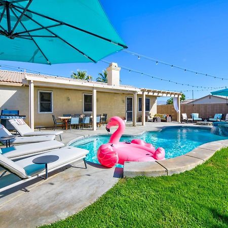Casa Desert Muse With Heated Pool Spa Firepit Mini Golf And Games Indio Exterior foto